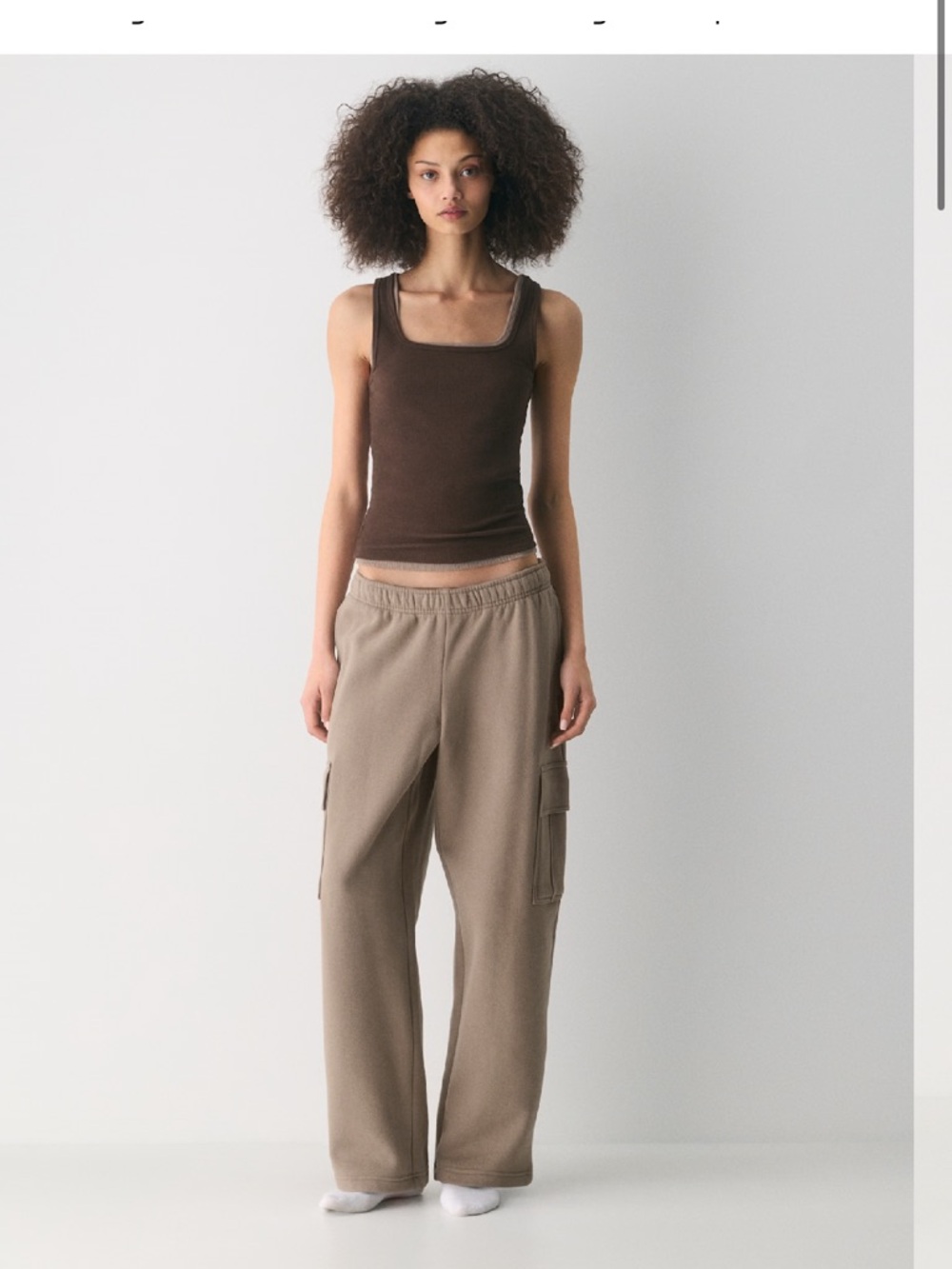 Aritzia Tna cozy fleece mega cargo sweats - GD Turner Taupe
